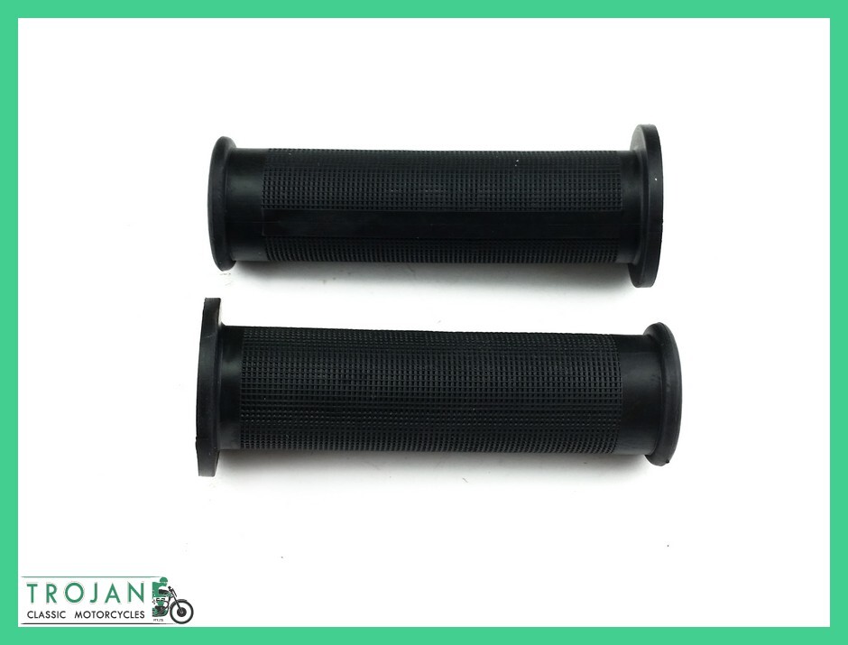 NCS Retro Amal Style Motorcycle Grips - 115mm, 7/8 Inch, Black, For Triumph Norton Cafe