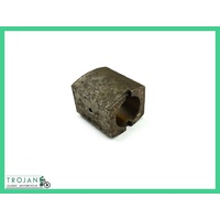 MARK 1 SPRUNG HUB SLIPPER BLOCK, TRIUMPH, GENUINE NOS, 37-0616