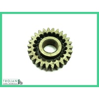 GEARBOX LAYSHAFT 1ST GEAR, 26T, CLOSE RATIO, EARLY TRIUMPH, GENUINE NOS, 57-0510
