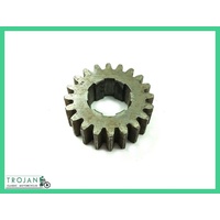 GEARBOX MAINSHAFT 1ST GEAR, 20T, TRIUMPH, UNIT 350, 500, GENUINE NOS, 57-1833/20