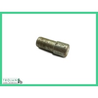 KICKSTART QUADRANT STOP PEG, TRIUMPH, BSA, TRIPLES, T150, A75, NOS, 57-3727