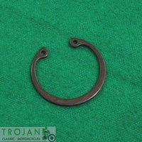 TIMING COVER OIL SEAL RETAINING CIRCLIP, TRIUMPH, GENUINE, 70-4569, E4569
