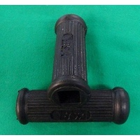 FOOTREST RUBBERS, PILLION, BSA, SCRIPTED, 1969-1971, SQUARE HOLE (PAIR), 82-9603