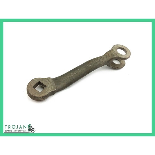 REAR BRAKE CAM LEVER, TRIUMPH, UNIT 500, GENUINE NOS, 37-2014
