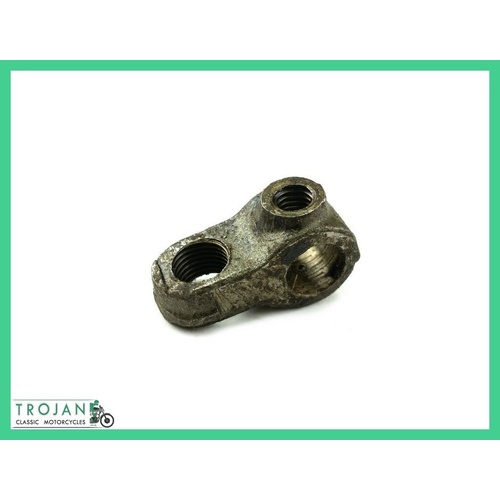 GEARBOX CLUTCH OPERATING LEVER, TRIUMPH, PRE UNIT, GENUINE NOS, 57-0402
