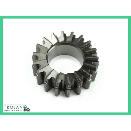 KICKSTART PINION, TRIUMPH, PRE-UNIT, UNIT 650, 750, GENUINE, 57-0730, T730