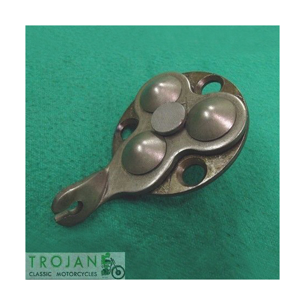 CLUTCH OPERATING ASSEMBLY, TRIUMPH UNIT 650, 750, 1968 ON, GENUINE, 57-7033, T7033