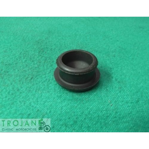 SIDE COVER RUBBER GROMMET, TRIUMPH, 1971 ON, GENUINE, 60-4152