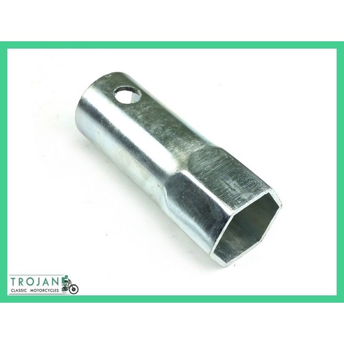 TOOL, TUBE SOCKET, 1 5/8", SUIT TRIUMPH 4 SPEED GEARBOX SPROCKET NUT, 61-6061