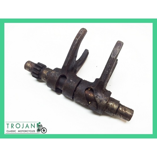 BSA GEAR SELECTOR SHAFT WITH FORKS. B, M, PLUNGER, RIGID, GENUINE NOS, 66-3288