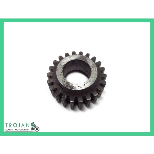 CRANKSHAFT TIMING PINION, 22T, BSA, A7, A10, A50, A65, GENUINE NOS, 67-0339