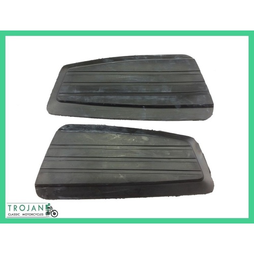 KNEE RUBBERS, TRIUMPH, T150 UK, (PAIR) GENUINE, 82-9372, 82-9373