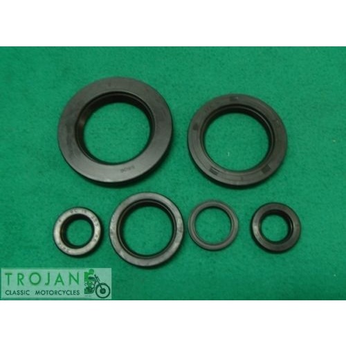 OIL SEAL KIT, ENGINE, GEARBOX, TRIUMPH, UNIT 650, 1967-70, ENG0142