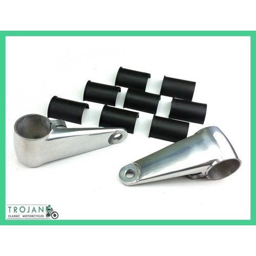HEADLAMP BRACKETS, CUSTOM CLASSIC, POLISHED ALLOY (PAIR), HLP0040