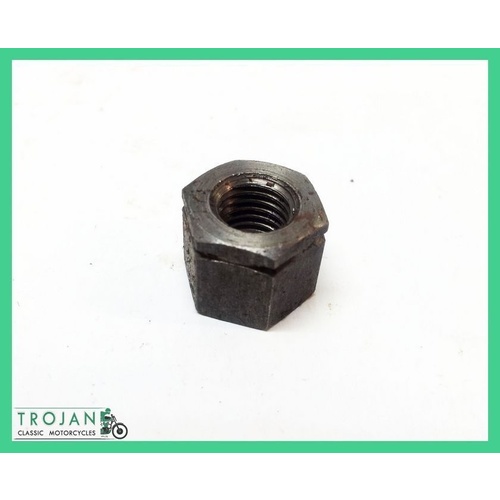 DYNAMO SPROCKET RETAINING NUT, AJS, MATCHLESS, GENUINE NOS, STD611, 000611